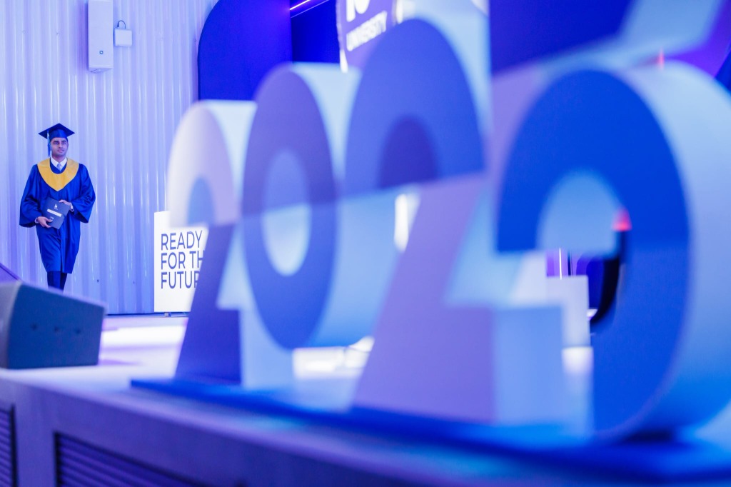 Manu Mythil Muralee at graduation